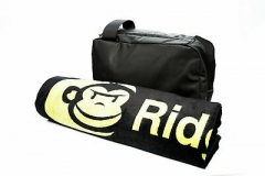 Футляр для ванних приладдя Ridge Monkey LX Bath Towel and Weatherproof Shower Caddy Set