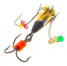 Мормышка Winter Baits Ведьма с 2-мя крючками и тройником золото д.4,0